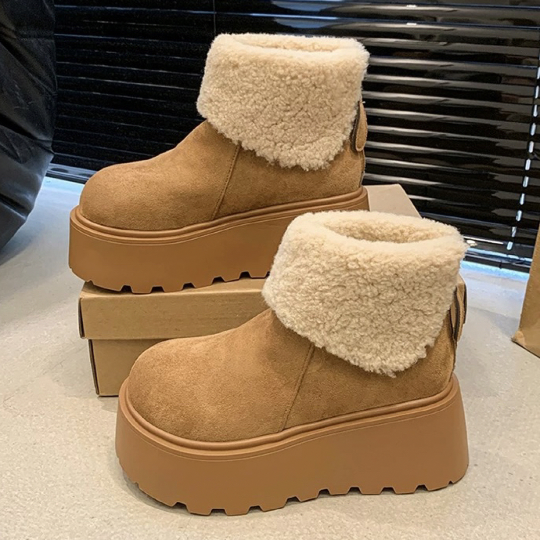C0268厚度增高雪地靴25年冬新款加绒保暖毛毛短靴时尚丑萌大头鞋