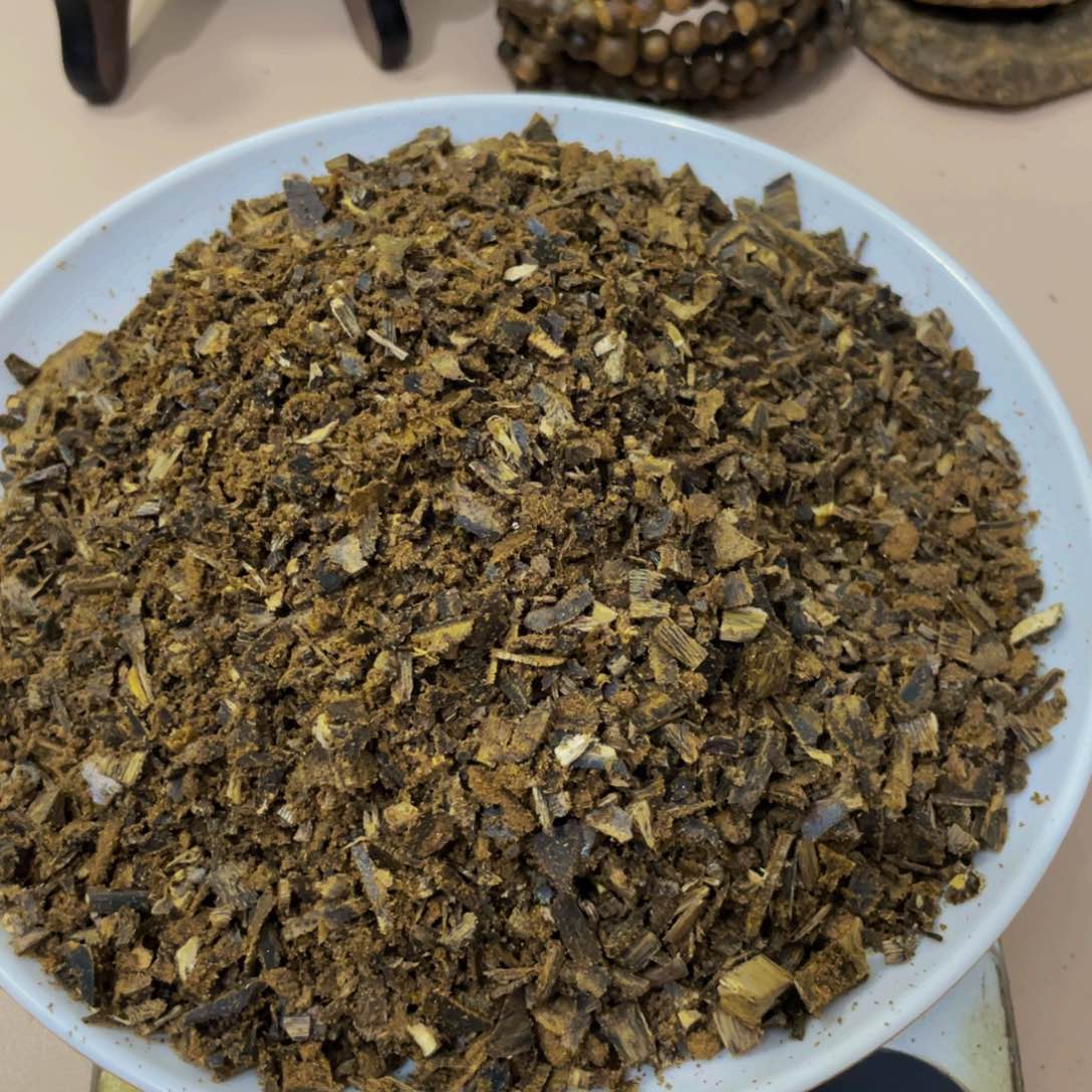 沉香木摆件汝湖碎料110克