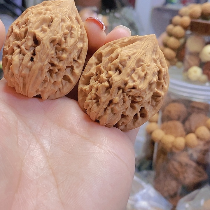 【闪购商品】文玩核桃把件40鸡心
