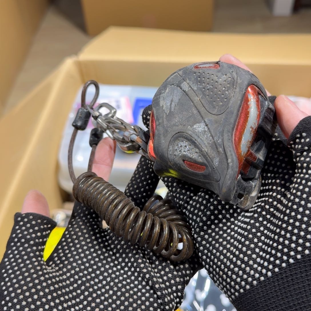 A**扬8新中古物品，谨慎下单，不保好坏287