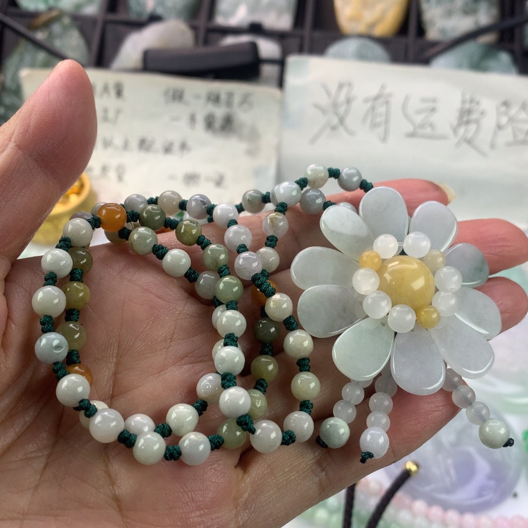 翡翠颈饰未镶嵌－