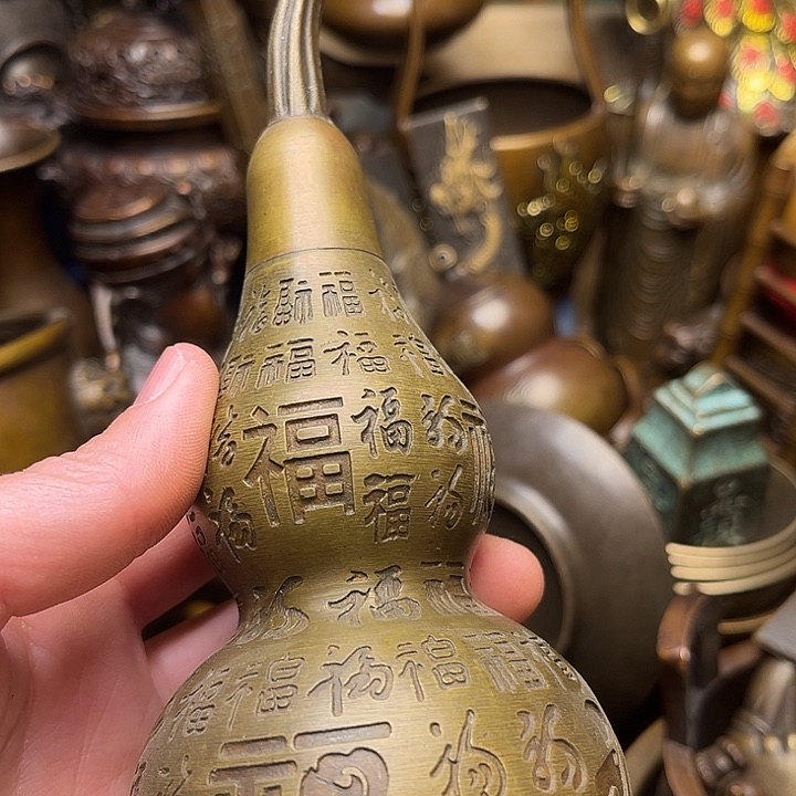 精美铜器批发档口