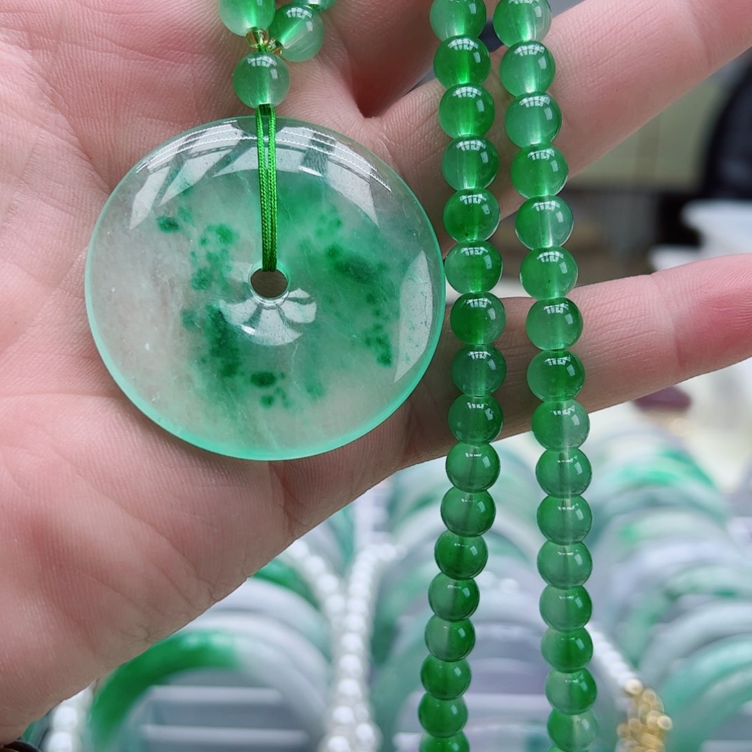 翡翠吊坠(赠链)银S925镶嵌