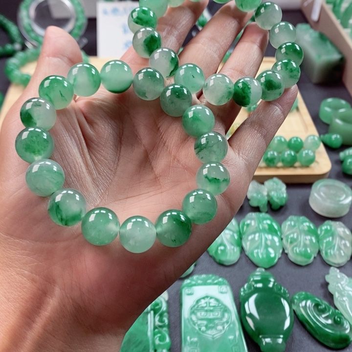 石英质玉未镶嵌手链一****晶