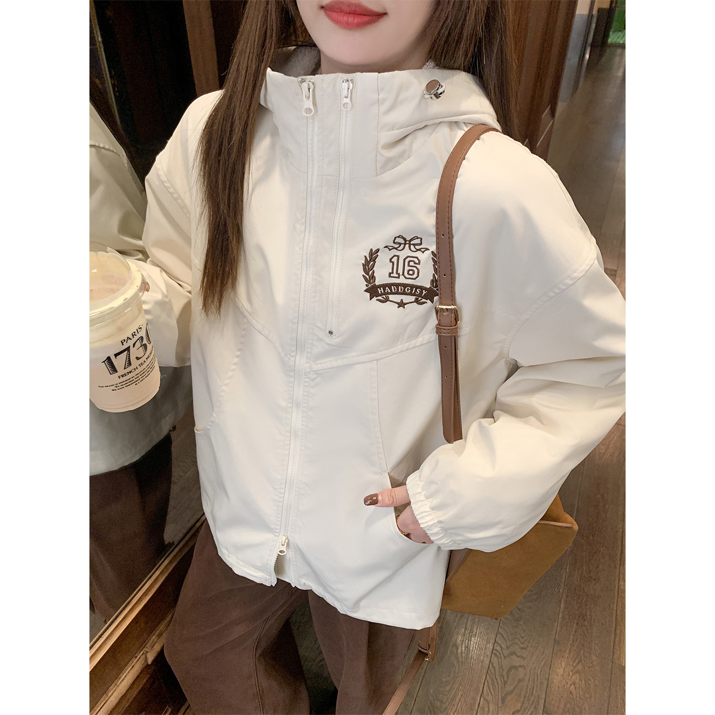 曾小咸 韩系杏色连帽棉服女冬季ZA54WTP0605