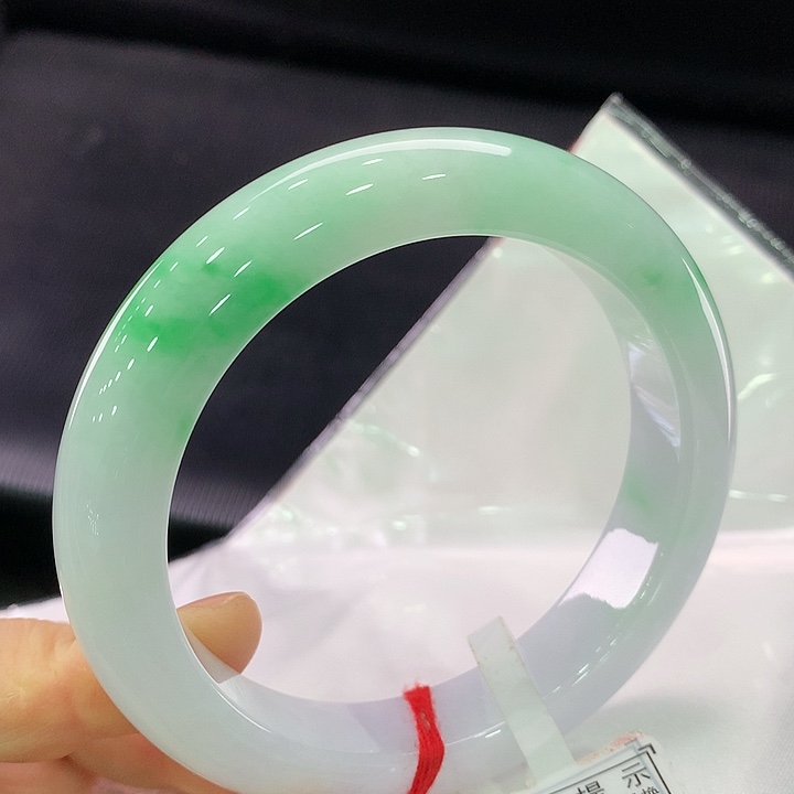 翡翠手镯未镶嵌正圈61.5