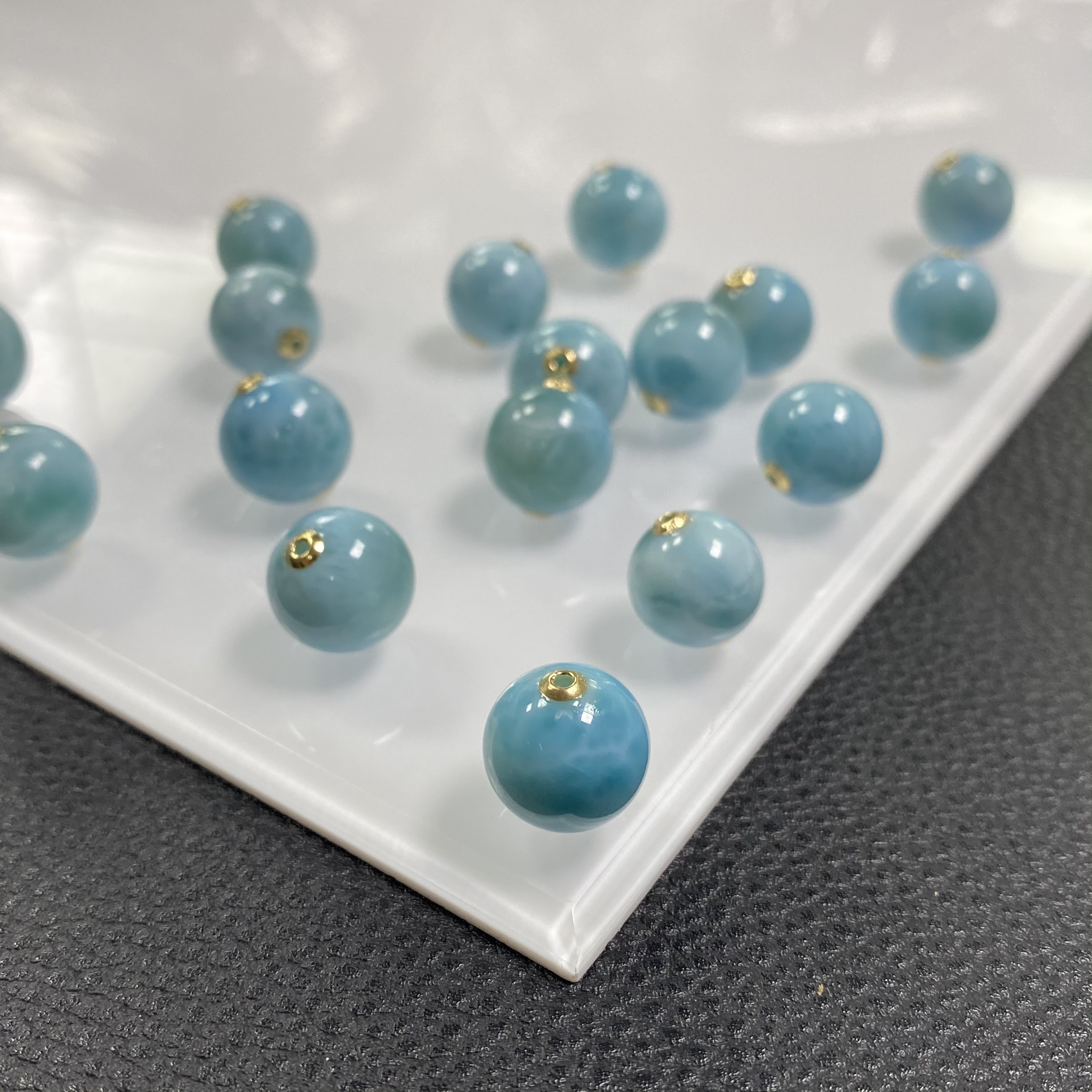 「戴琴珠宝」DQ718-海纹石18K金贴片单珠11mm左右（多样性发其一）