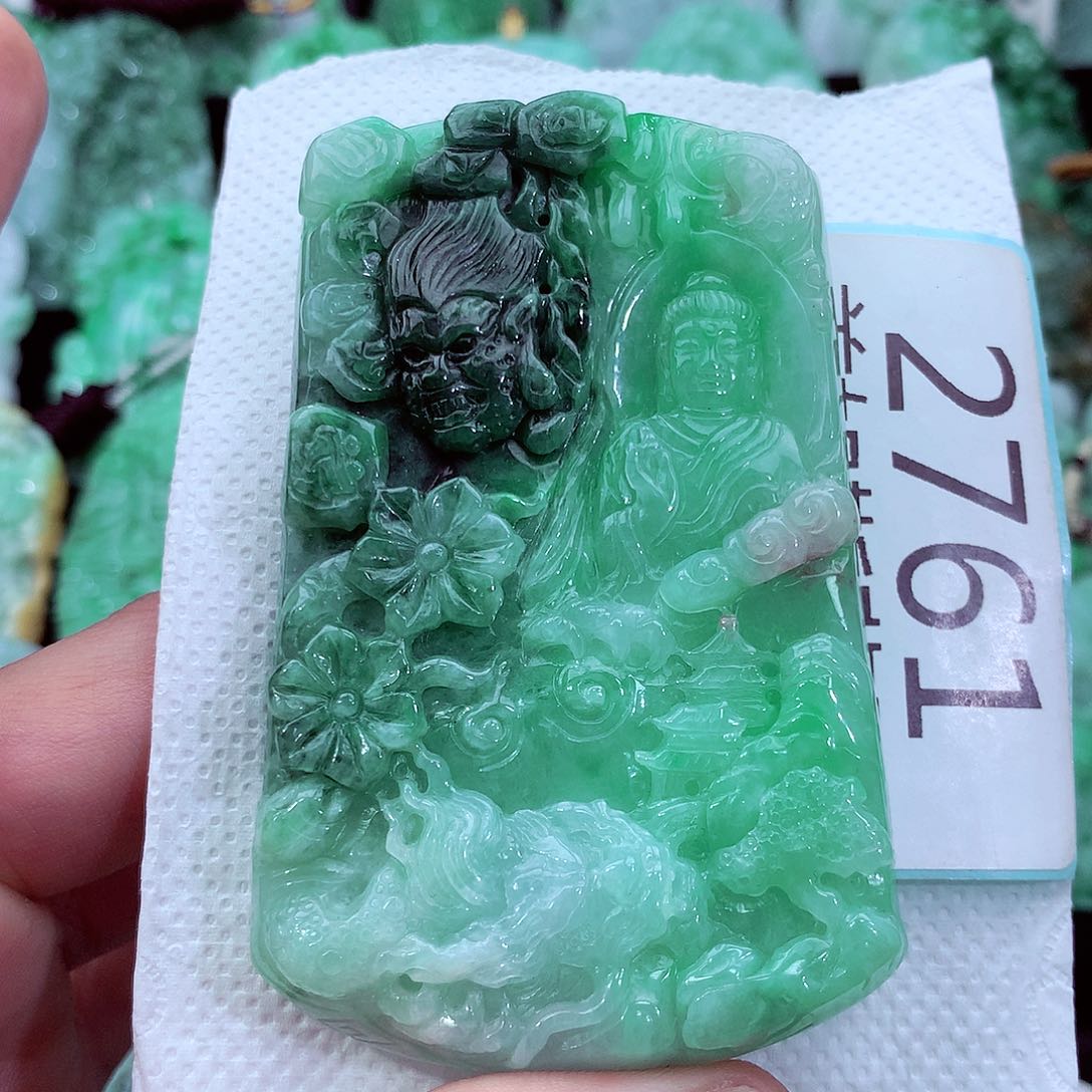 吊坠(不含链)未镶嵌翡翠