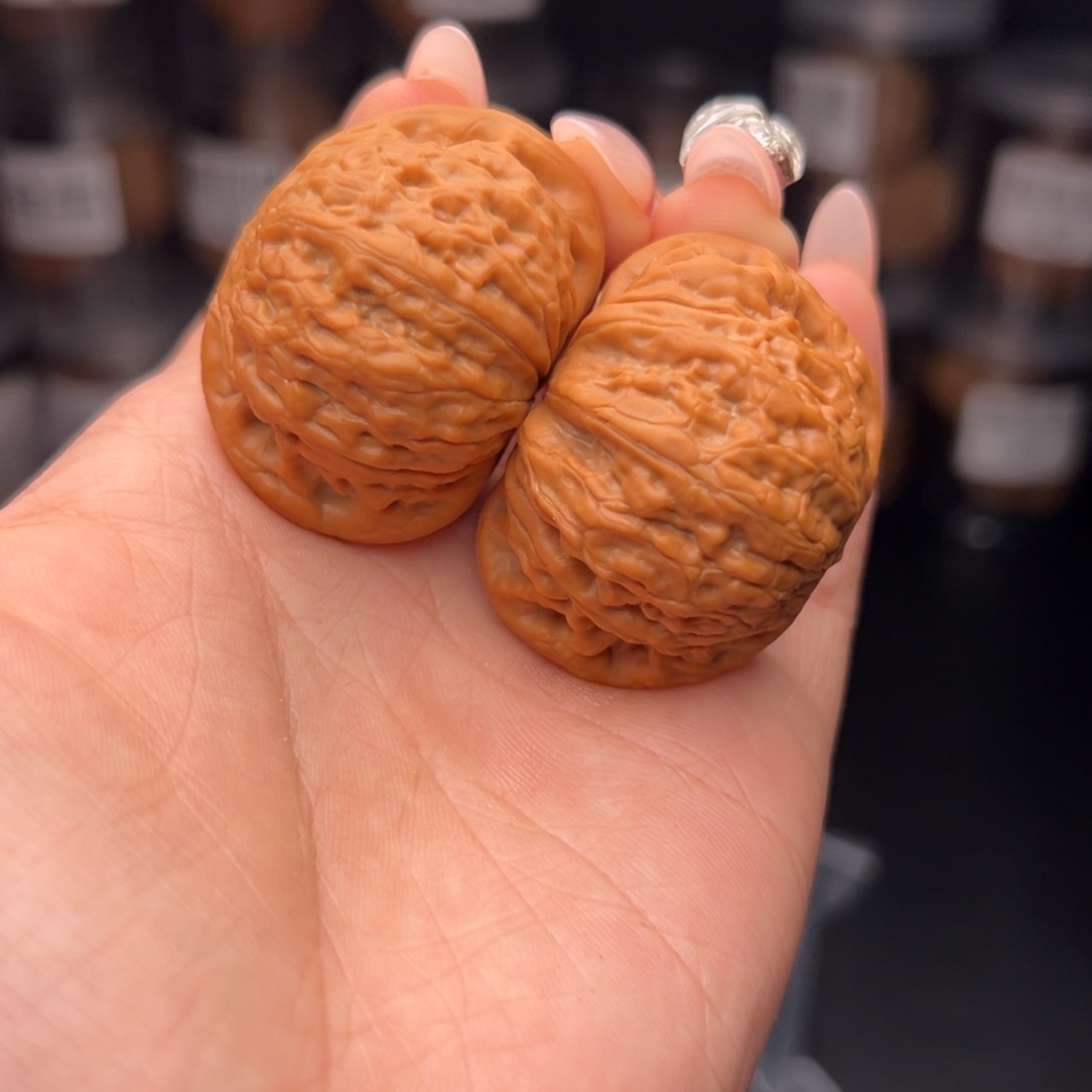 文玩核桃吊坠7*.铁锤