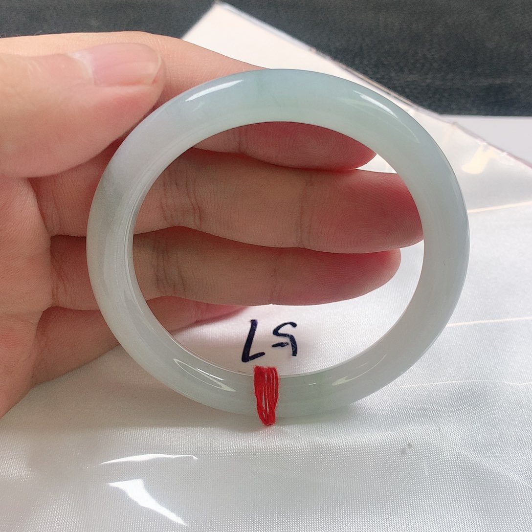 未镶嵌手镯（圆镯）翡翠379号