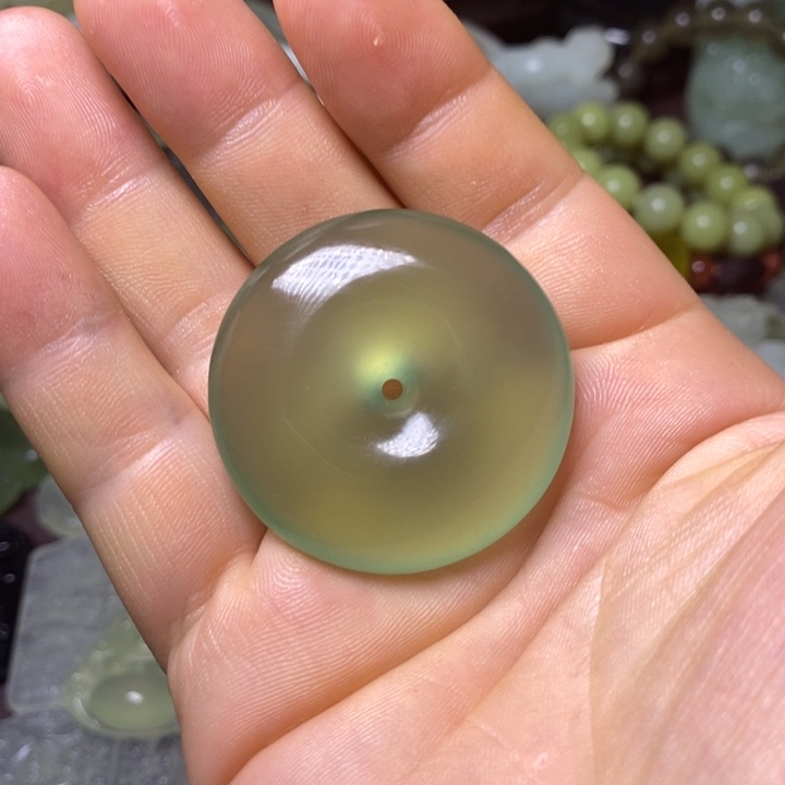 岫玉岫玉颈饰未镶嵌