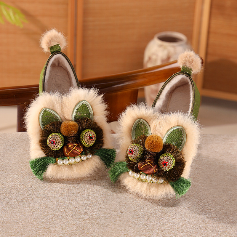 绿色国风鞋子女款秋冬配旗袍虎头鞋女款爆款2025新款虎头女鞋棉鞋