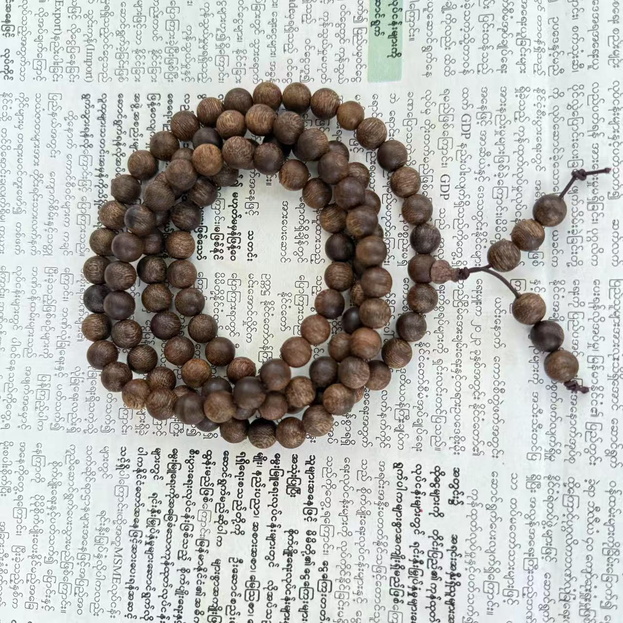 JLG70-21-0.8×108多圈沉香手串