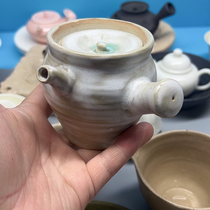 K*K微嘏……………………………. 壶