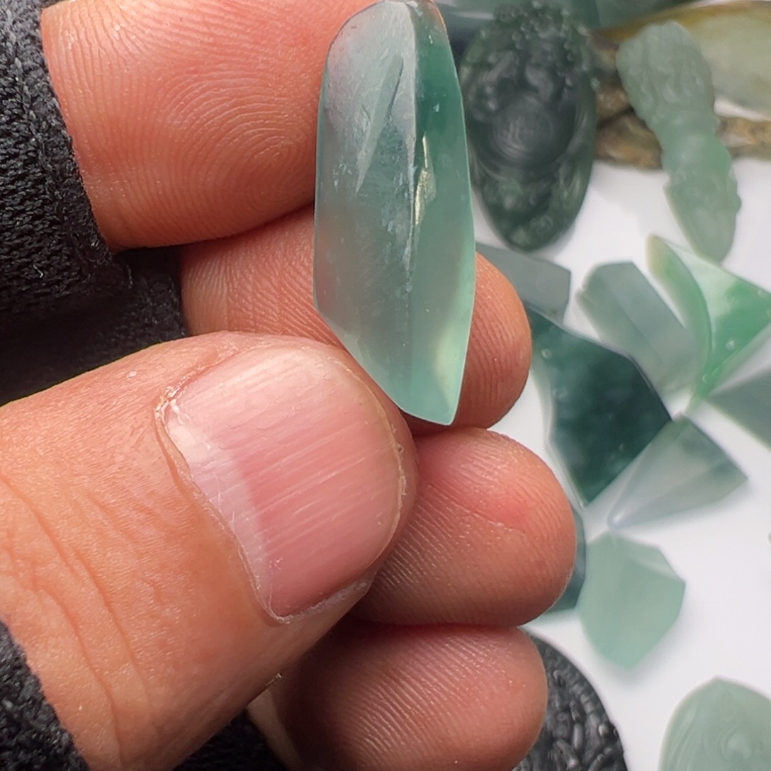 定制翡翠未镶嵌不包工