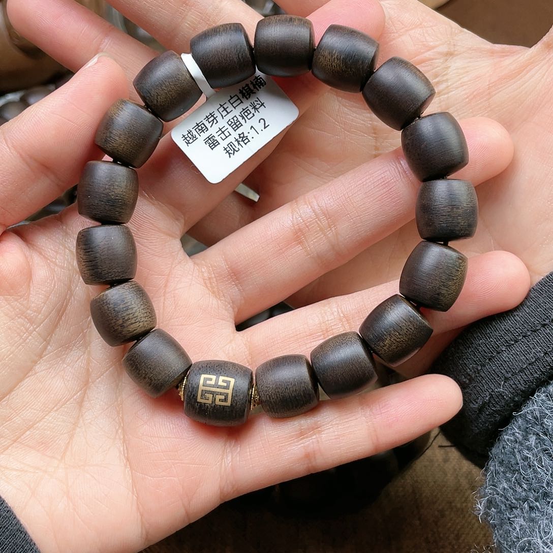 沉香手串天*越南芽庄白棋楠