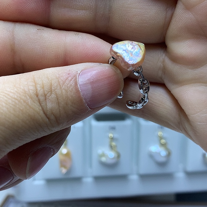 巴洛克未镶嵌淡水珍珠