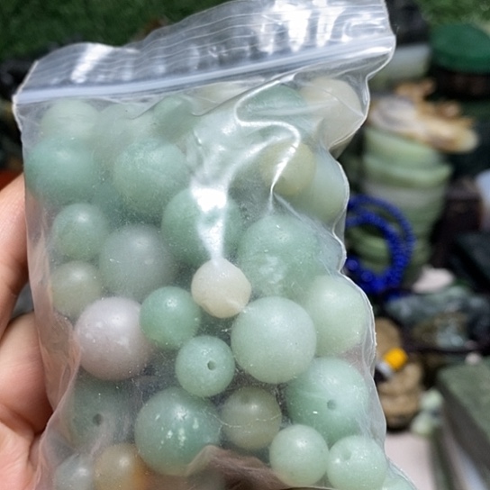 石英质玉未镶嵌珠宝半成品