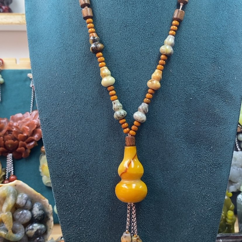 【闪购商品】蛇纹石玉吊坠未镶嵌