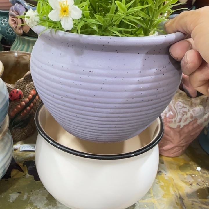 凑9块包邮，有孔，不清楚问客服