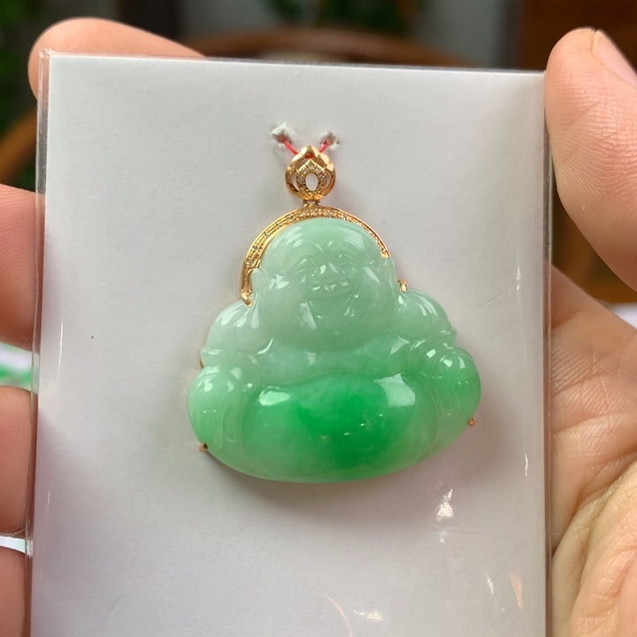 翡翠18K金镶嵌颈饰翡翠吊坠