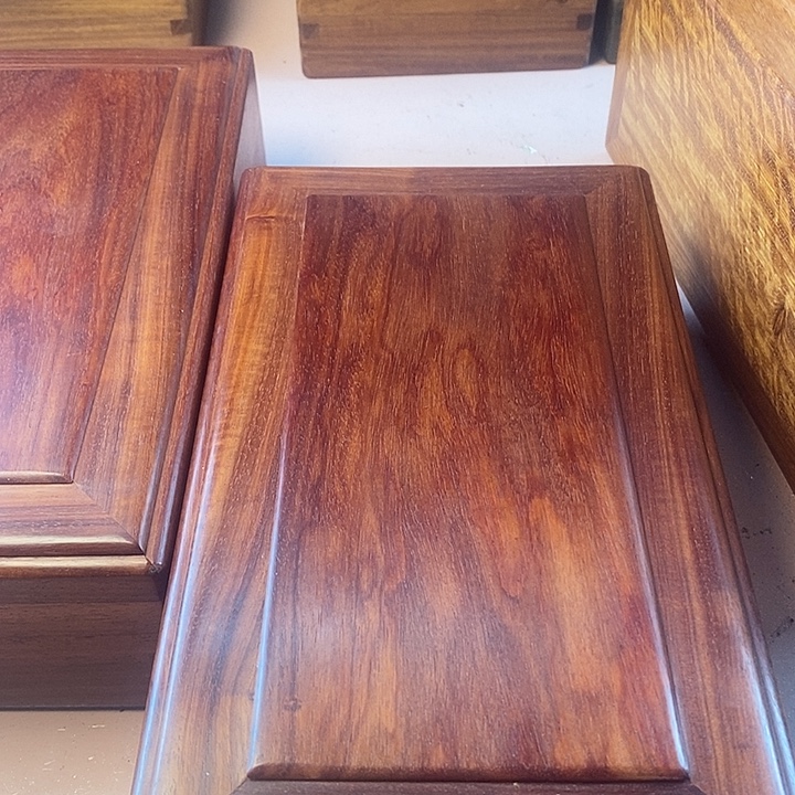 *****大叶紫檀（黑酸枝木类）