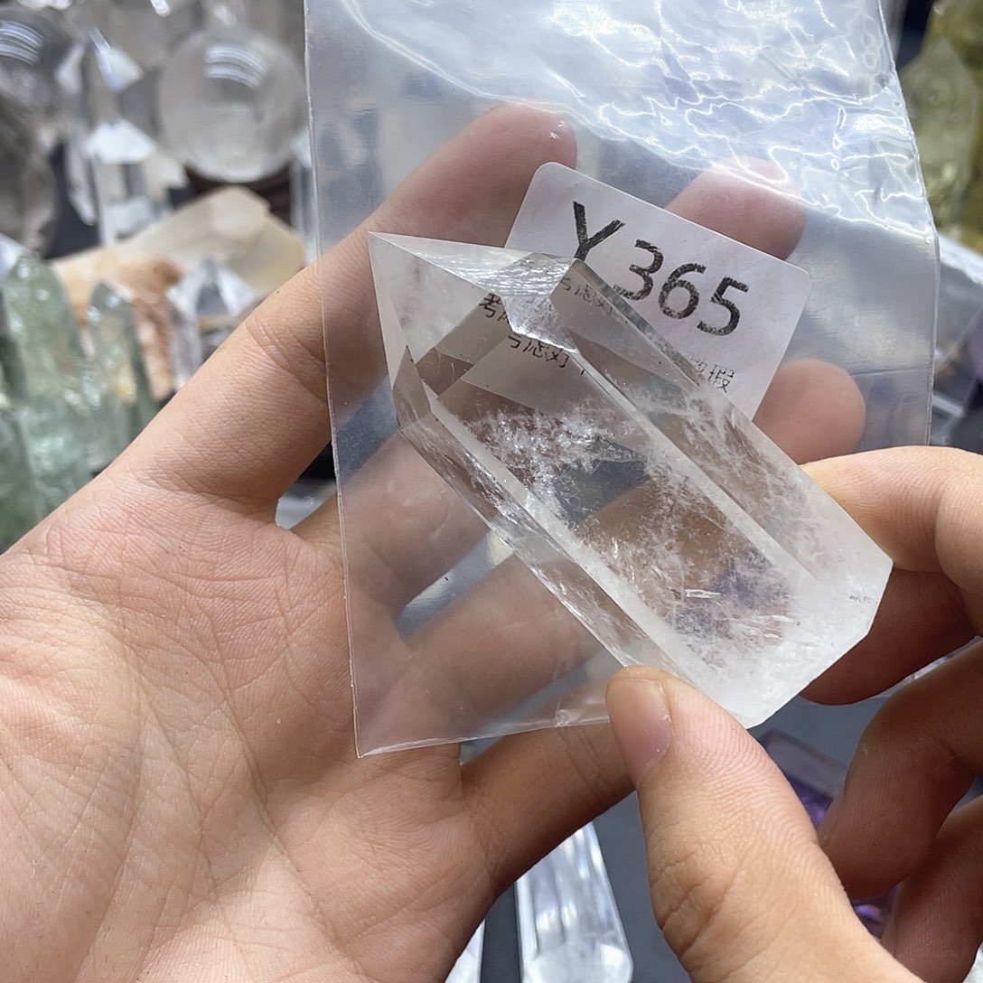 欢***.水晶珠宝半成品未镶嵌