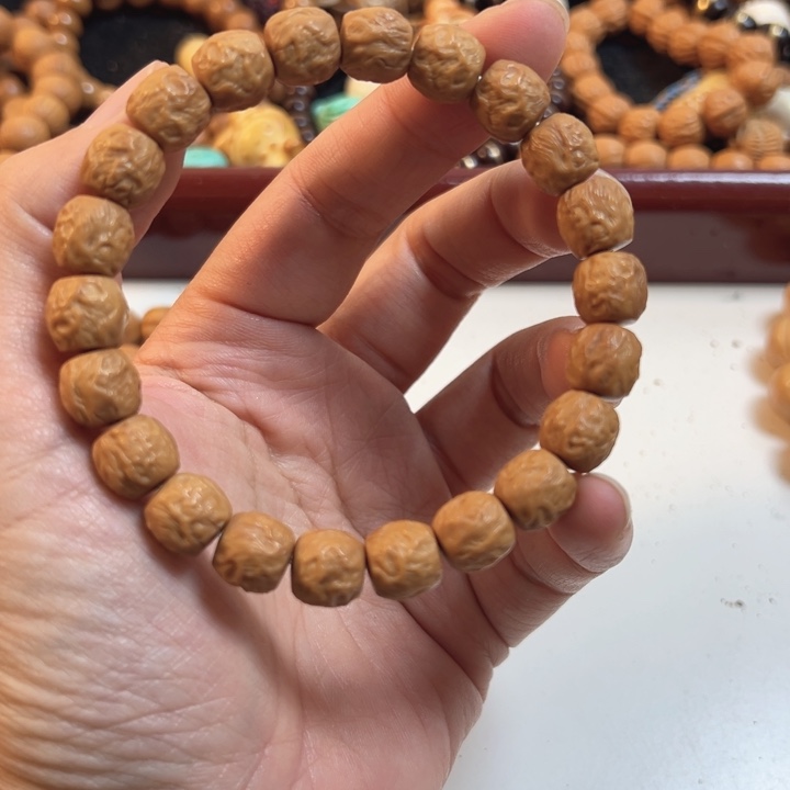 猴头10左右微瑕手串龙蛇之变