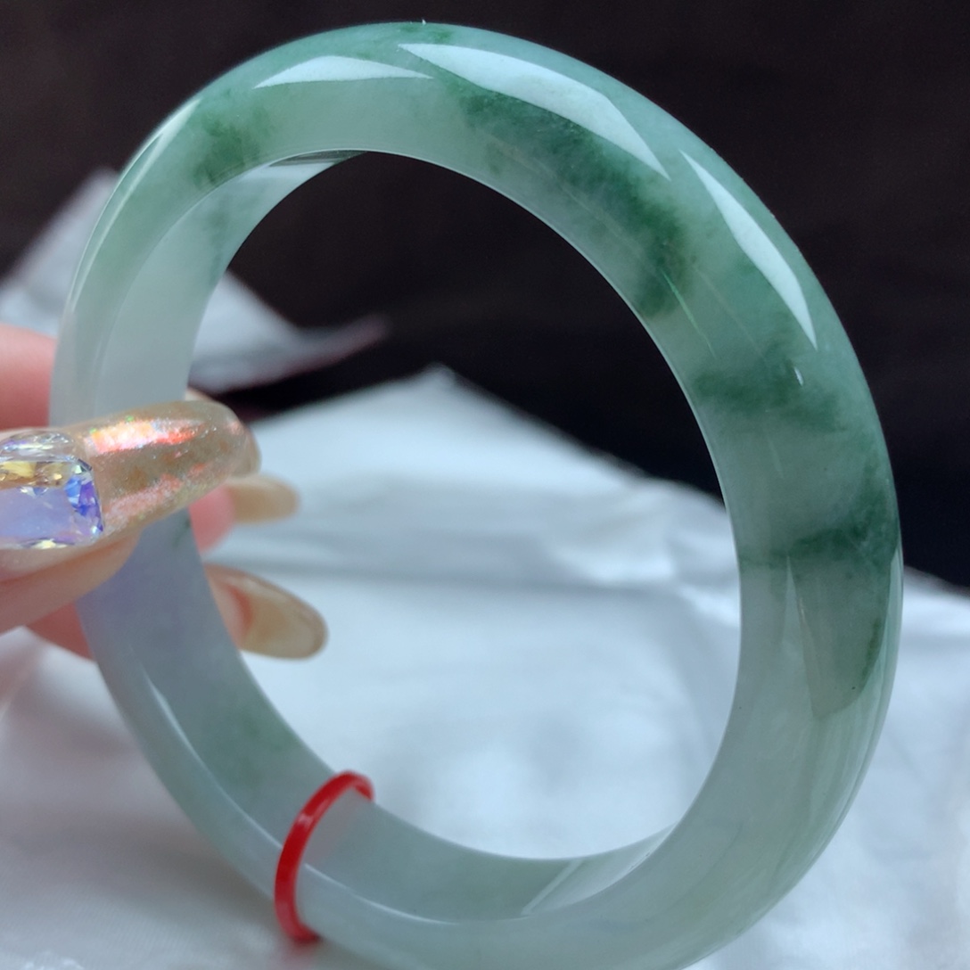 翡翠手镯未镶嵌12096，