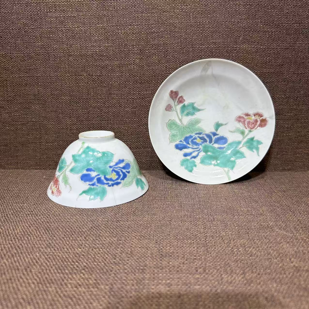 LJ3-10清·粉彩花卉杯碟一套【古董拍卖】