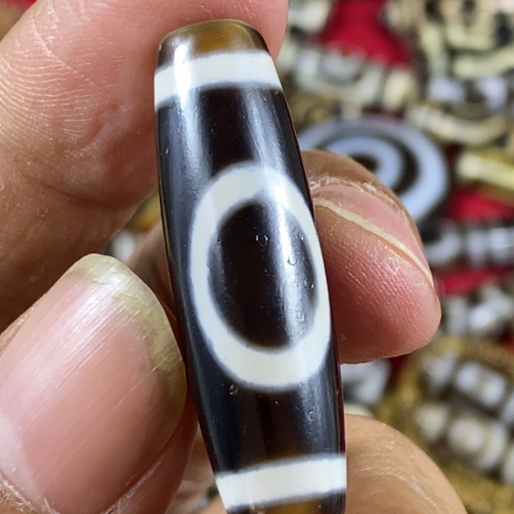 只买单纯的吊坠，没带链子，属的性质。