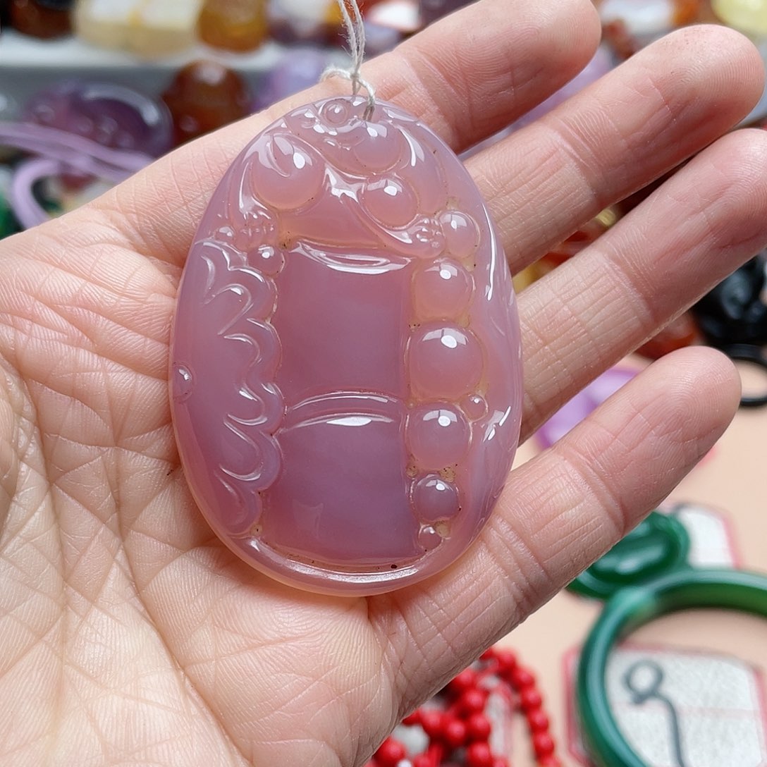 玛瑙/玉髓颈饰合金?****间