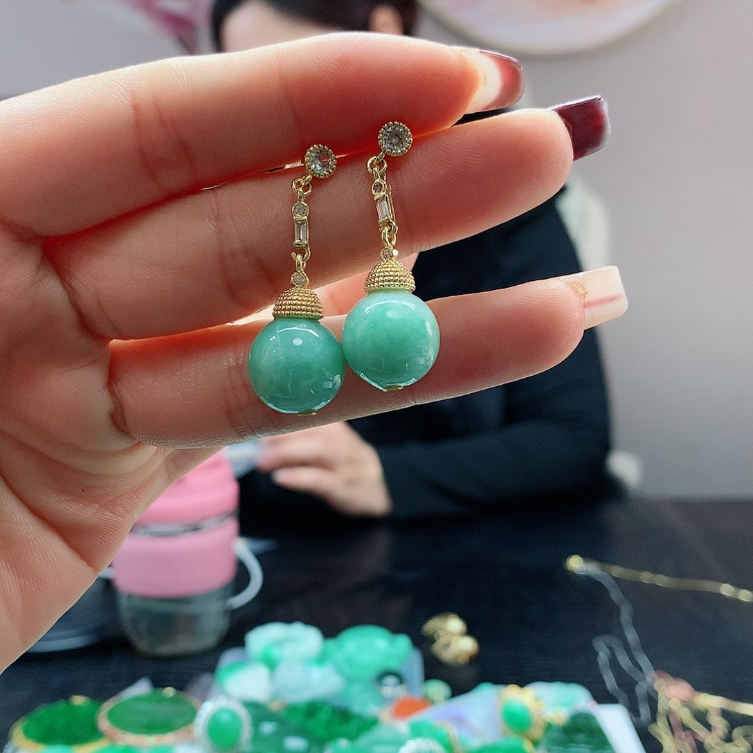 【闪购商品】翡翠耳饰未镶嵌，