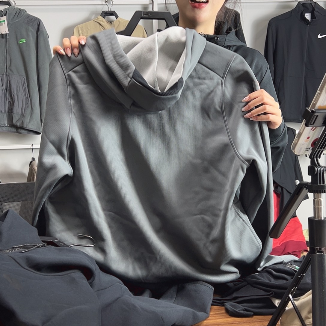 2125灰色外套2XL码170-190斤不退换