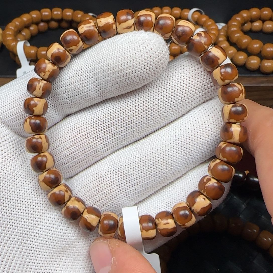 手串紫金鼠8.6mm纯肉虎皮三花264