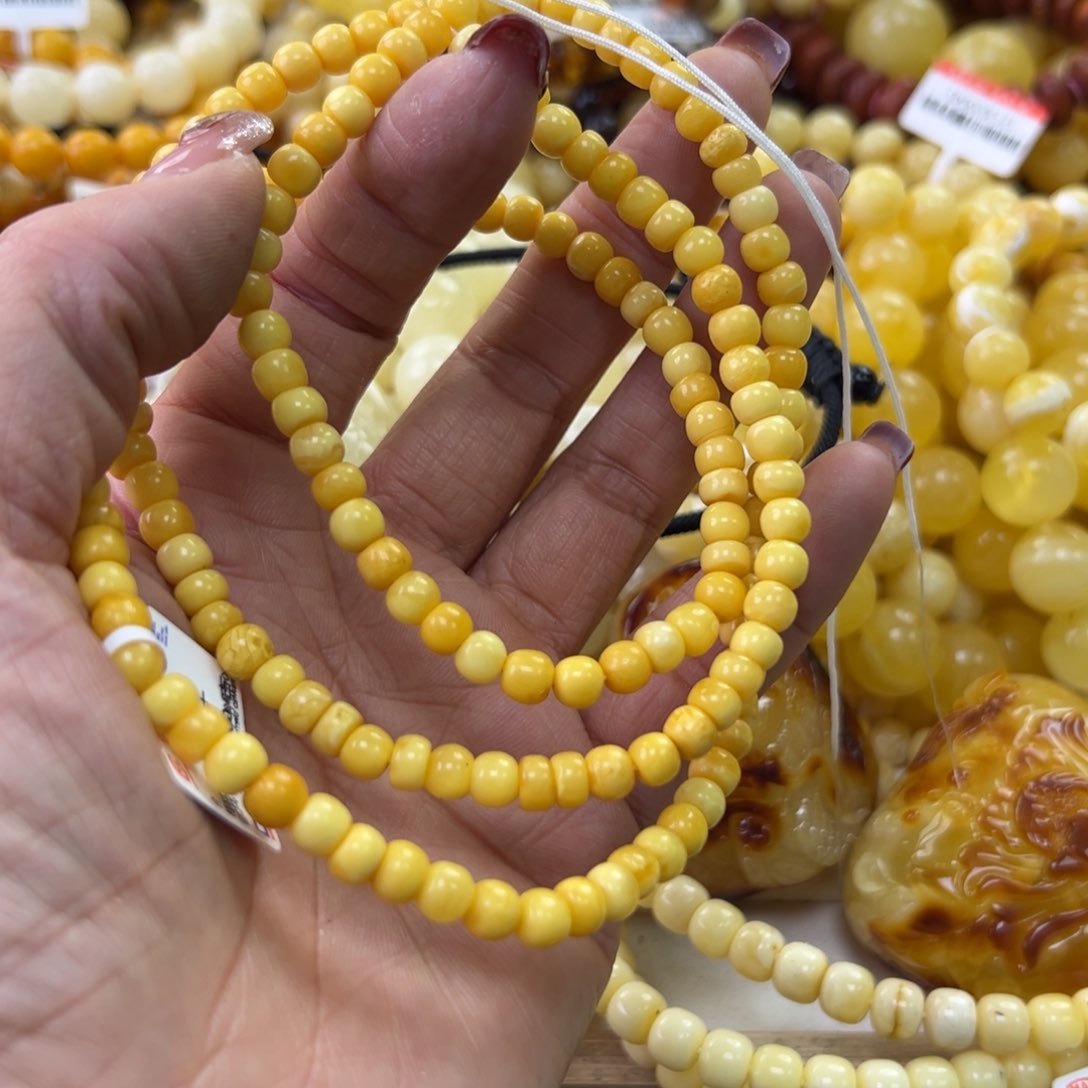 琥珀珠宝奇石未镶嵌