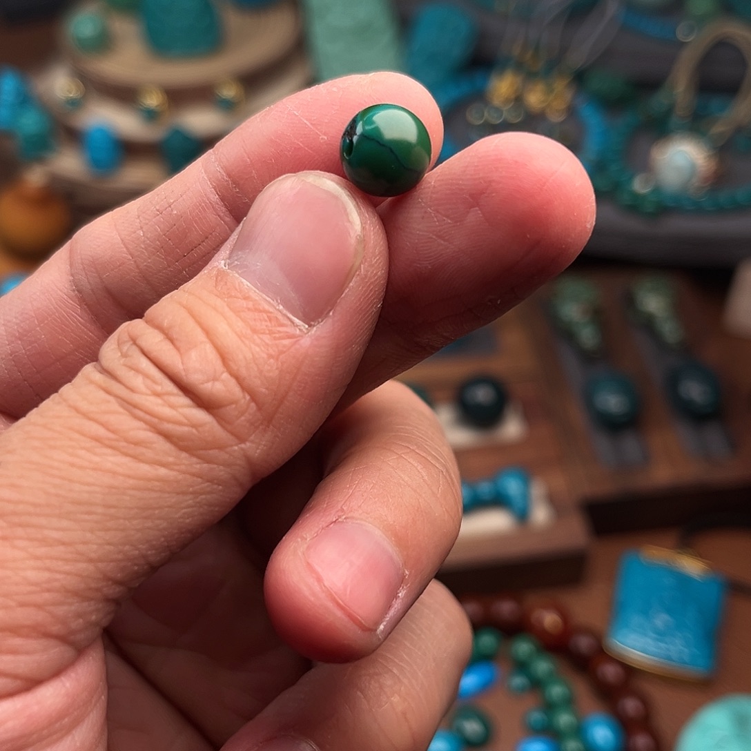 绿松石未镶嵌手串