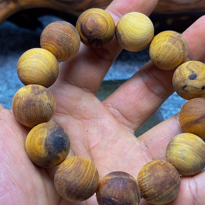 柏木（崖柏）瑕疵301