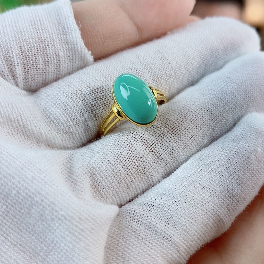 18K金镶嵌绿松石珠宝奇石