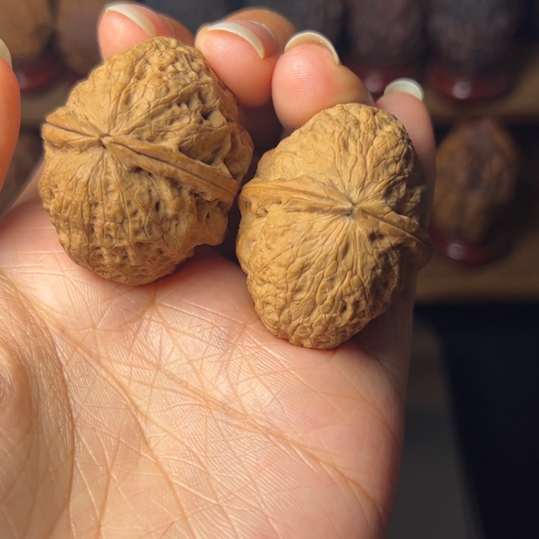 凹底元宝            38