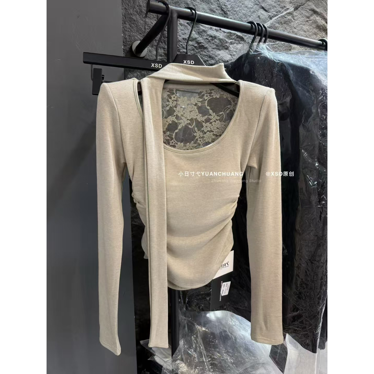 纯欲辣妹打底衫女2025秋冬新款飘带长袖后背镂空蕾丝T恤磨毛上衣