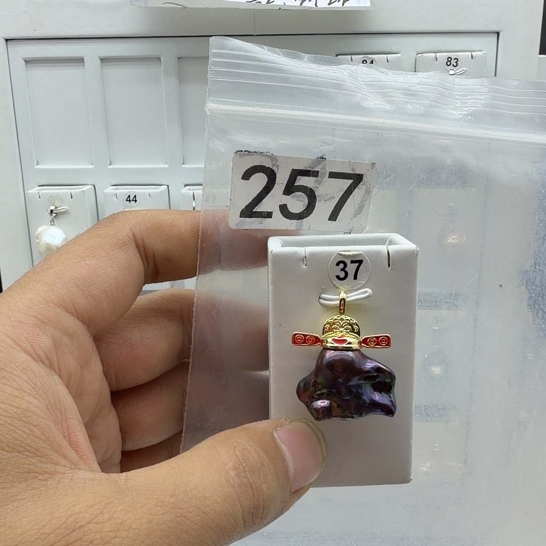 淡水珍珠合金颈饰