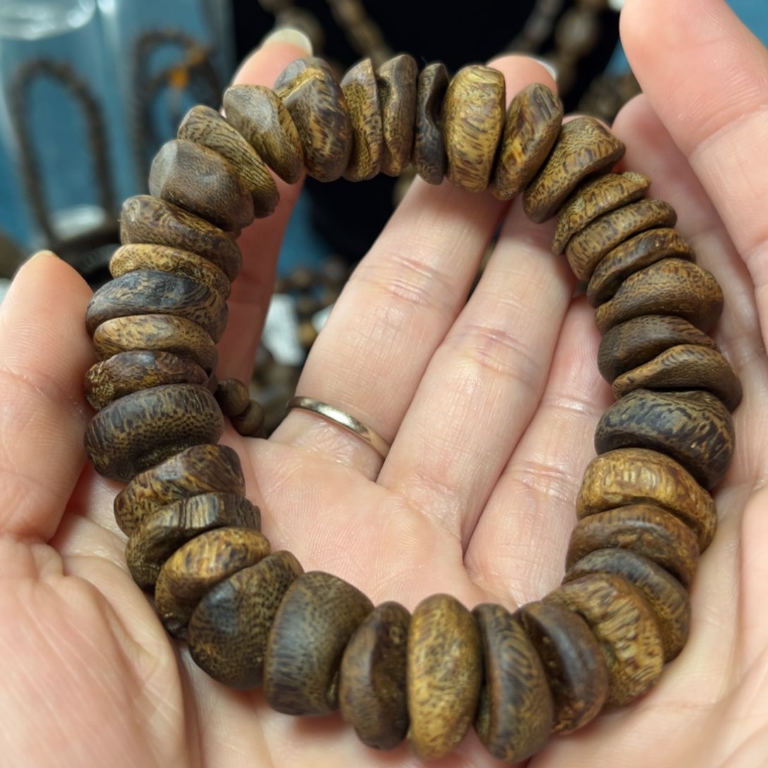 沉香手串乌身卡1.6-31克多样性发货一条