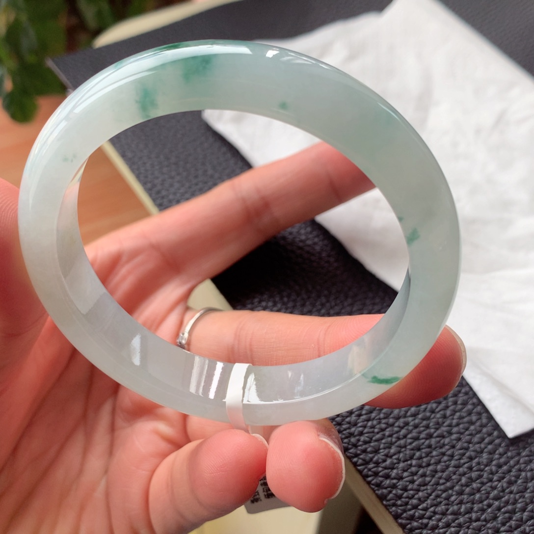 翡翠未镶嵌手镯7号