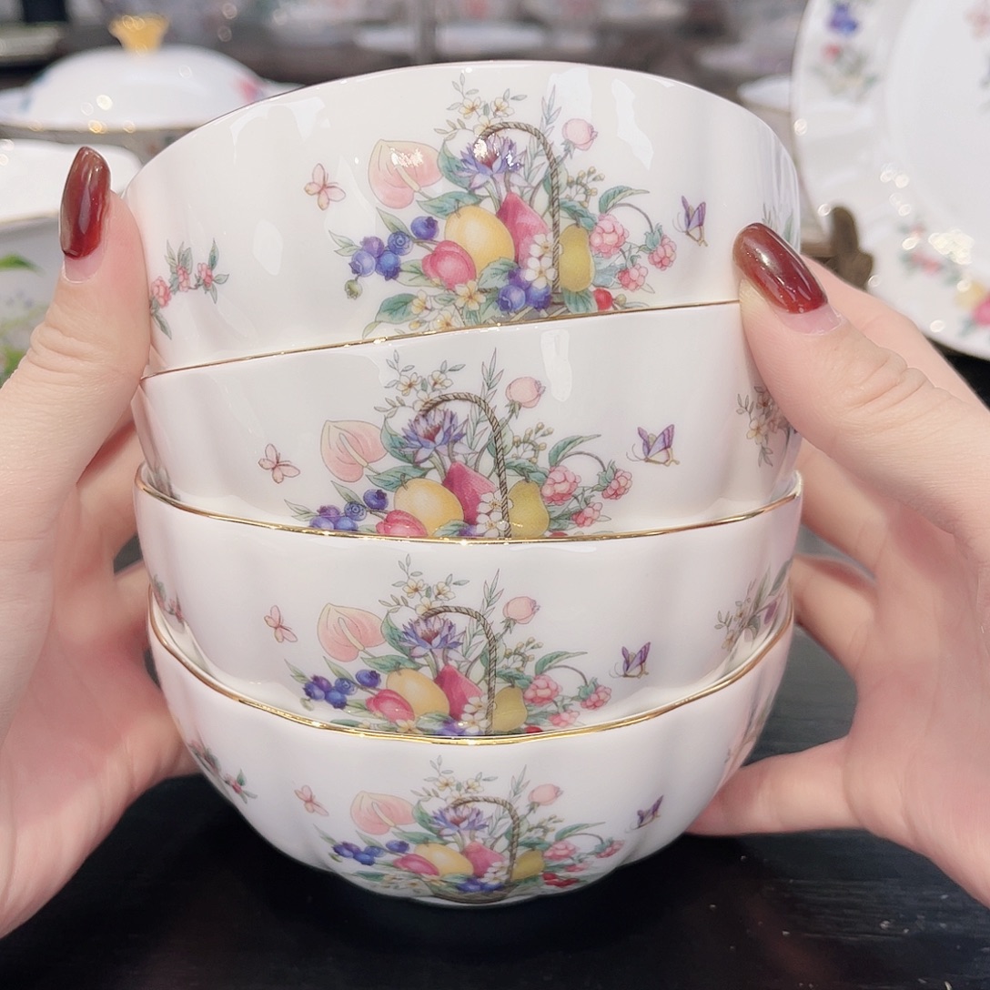 骨瓷饭碗4个////：/：