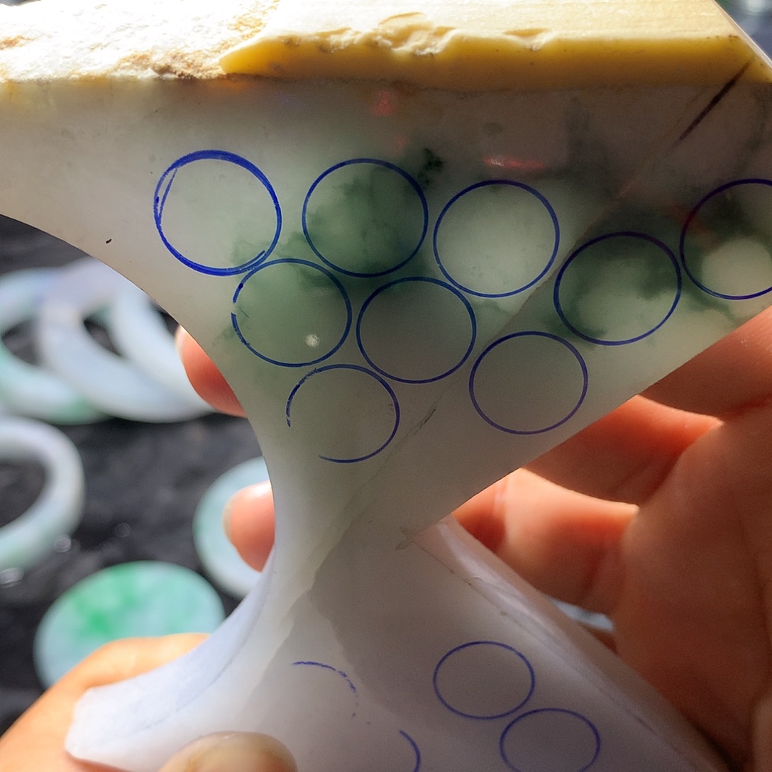 未镶嵌定制翡翠翡翠