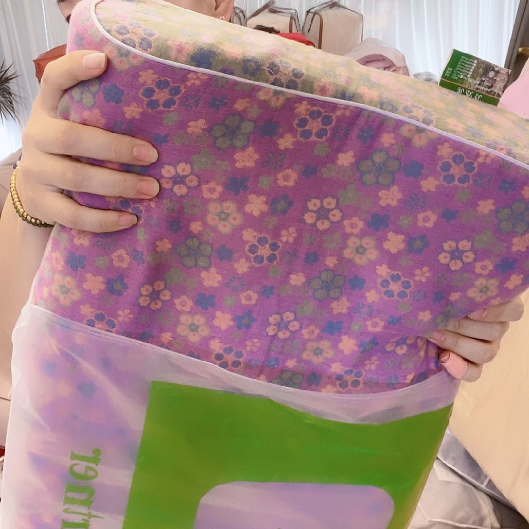 棉乳胶枕头一只撞