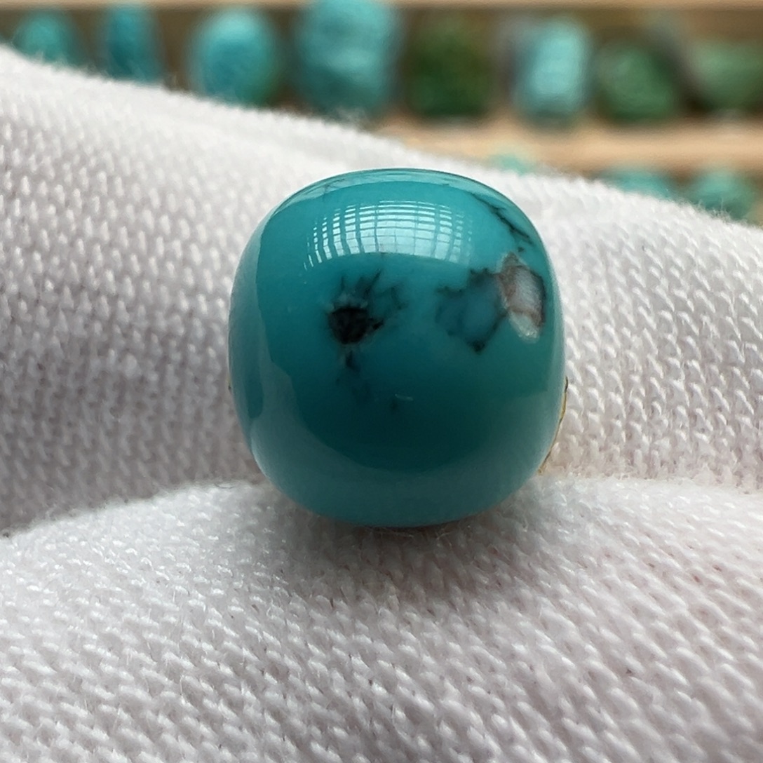 绿松石未镶嵌配饰7.8×7.1