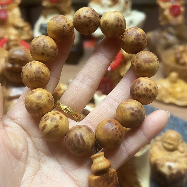 柏木太行崖柏手把摆件