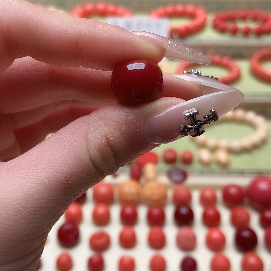 ￴***-非金属1.4老型红色